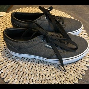 NWOT Vans (Men's 7) gray shoes